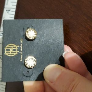 House of Harlow 1960 gold and off white earrings